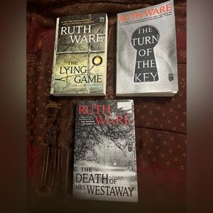 Ruth Ware book bundle Used but still in great condition